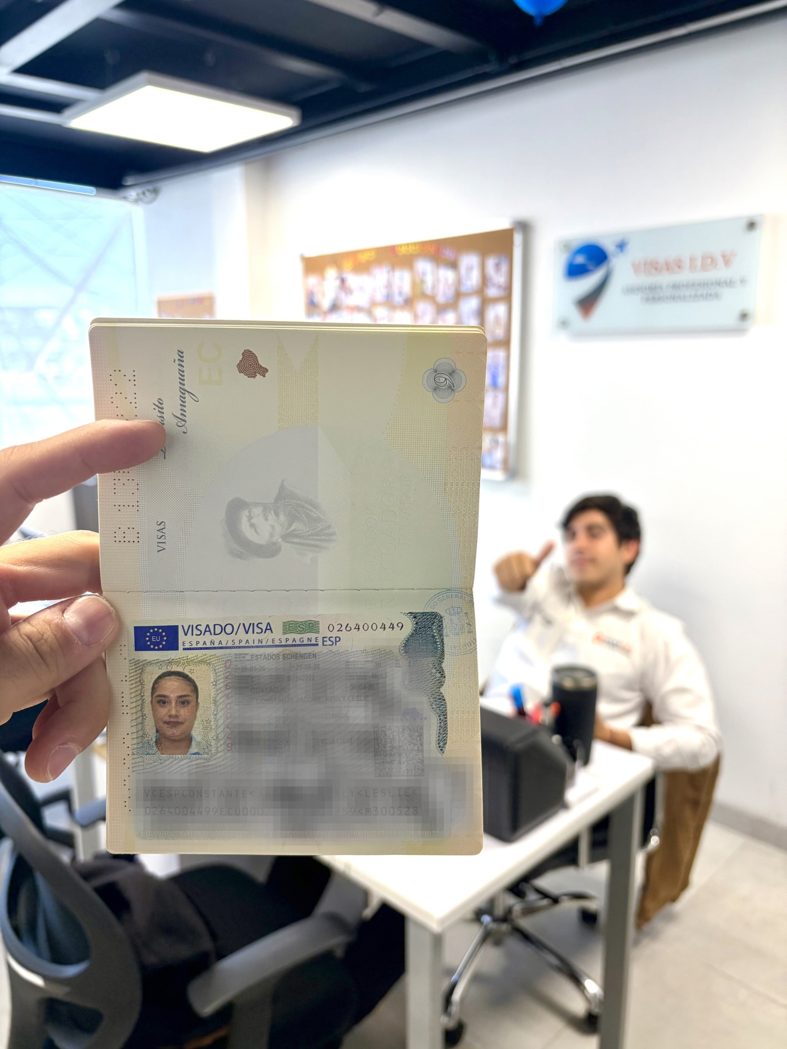 Sello de visa aprobada de Kerly